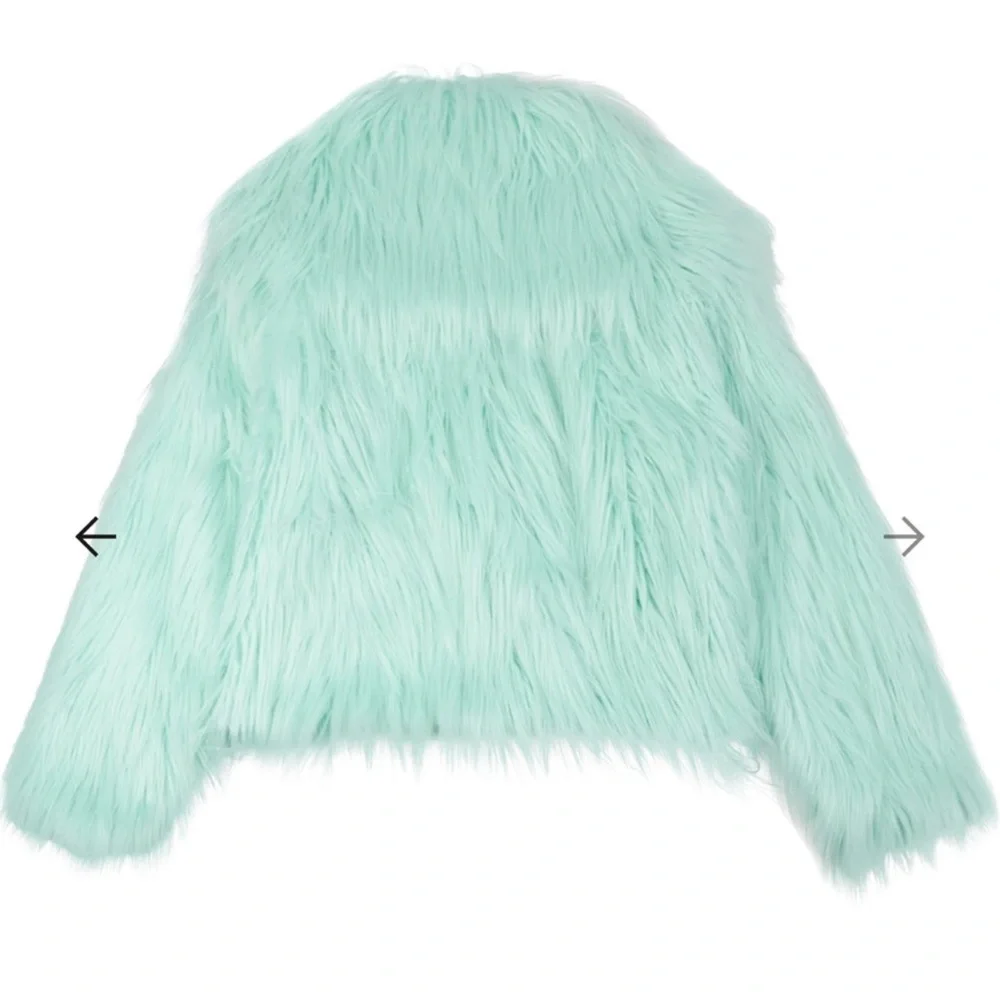 Taylor Swift The Life of a Showgirl Mint Fuzzy Jacket Teal TLOAS Show Girl M/L - Picture 9 of 12